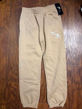 Nike 3 brand Russell Wilson, sweatpants size medium
